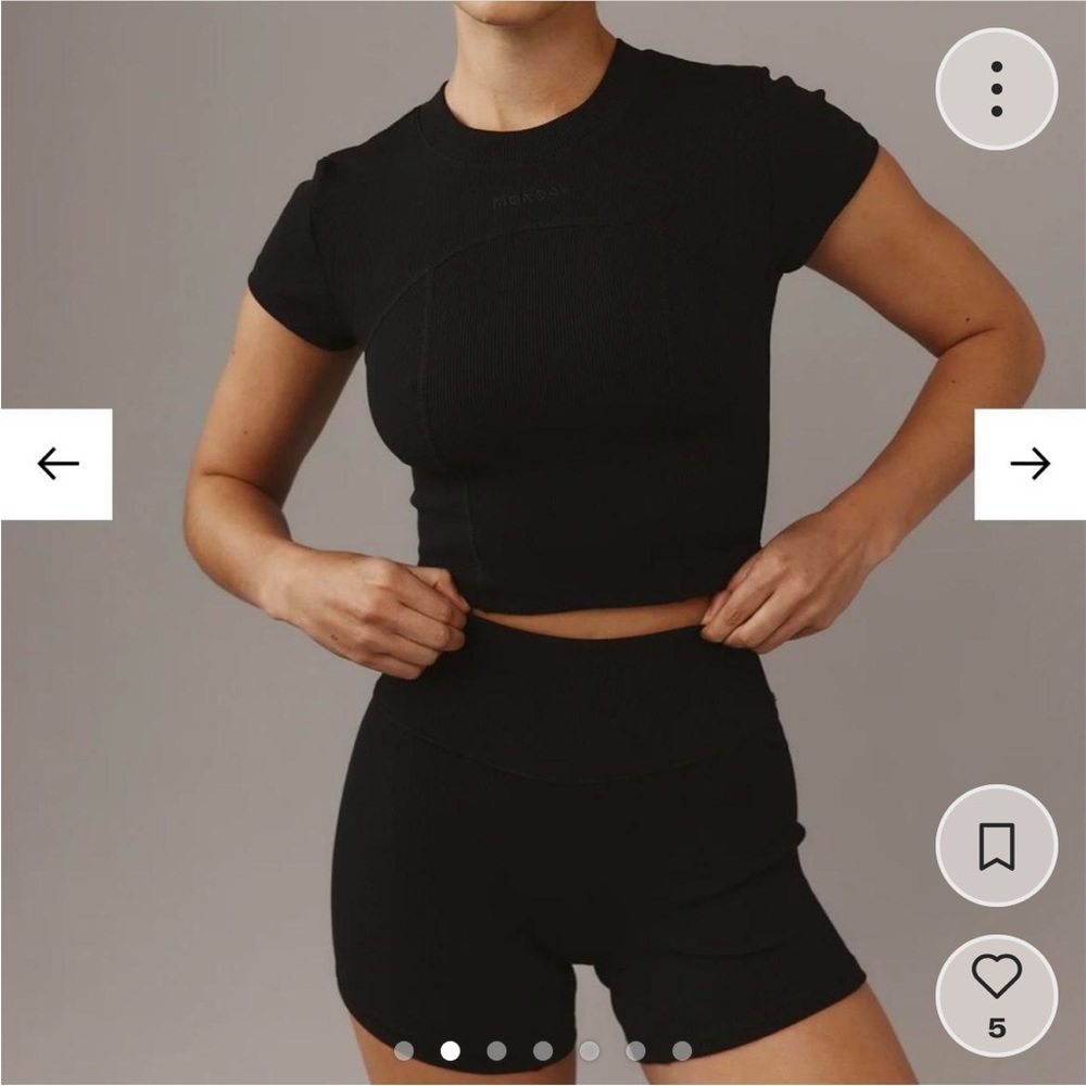 Monday swimwear Joshua tree activewear top